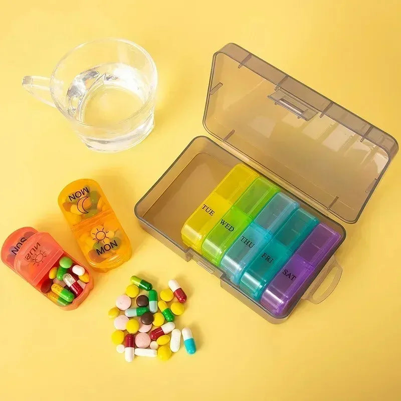 Pill Box 7 days Organizer 21 grids 3 Times One Day Portable Travel with Large Compartments for Vitamins Medicine Fish Oils Supplements