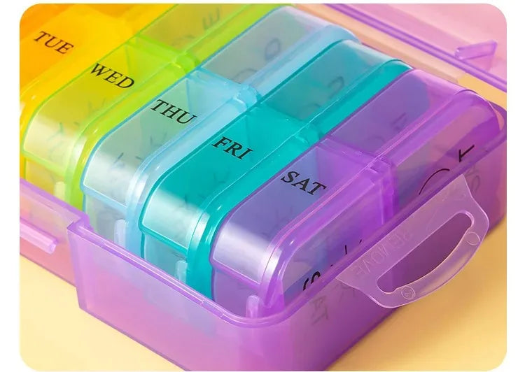 Pill Box 7 days Organizer 21 grids 3 Times One Day Portable Travel with Large Compartments for Vitamins Medicine Fish Oils Supplements