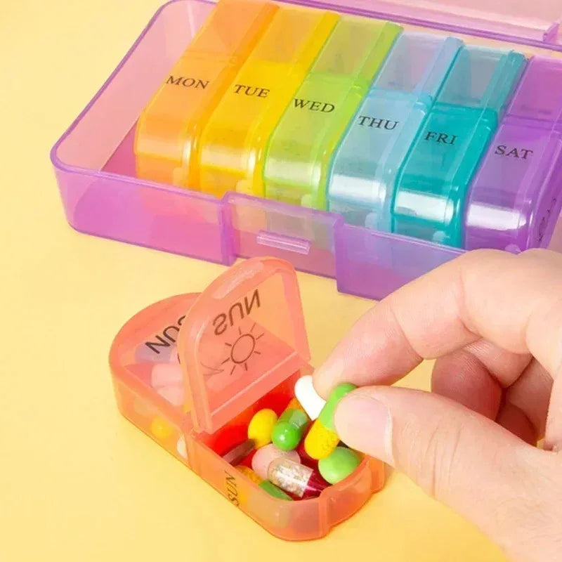 Pill Box 7 days Organizer 21 grids 3 Times One Day Portable Travel with Large Compartments for Vitamins Medicine Fish Oils Supplements